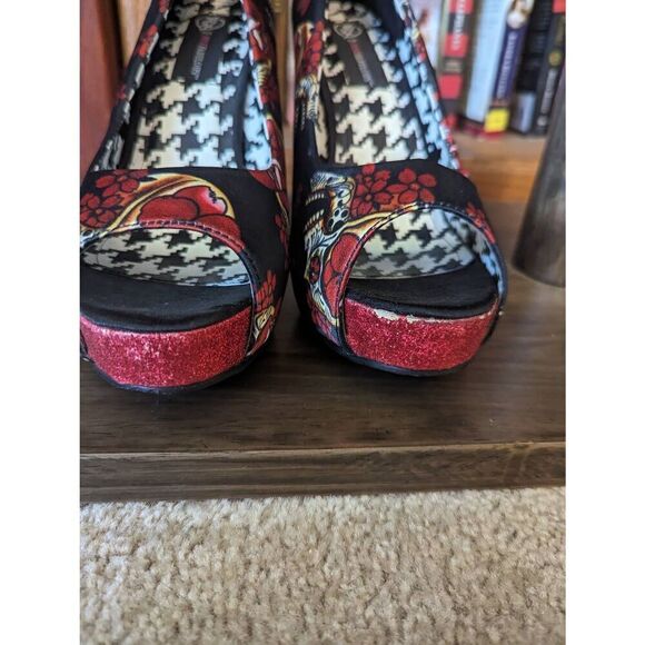 Iron Fist slow dance skull and rose print glitter stileto heels sz 41 euc - Picture 8 of 8